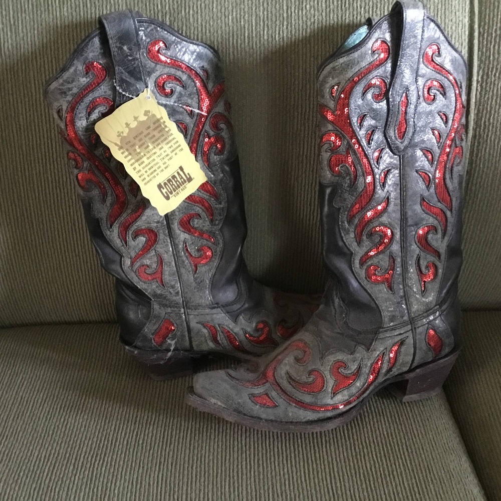 Women’s corral boots